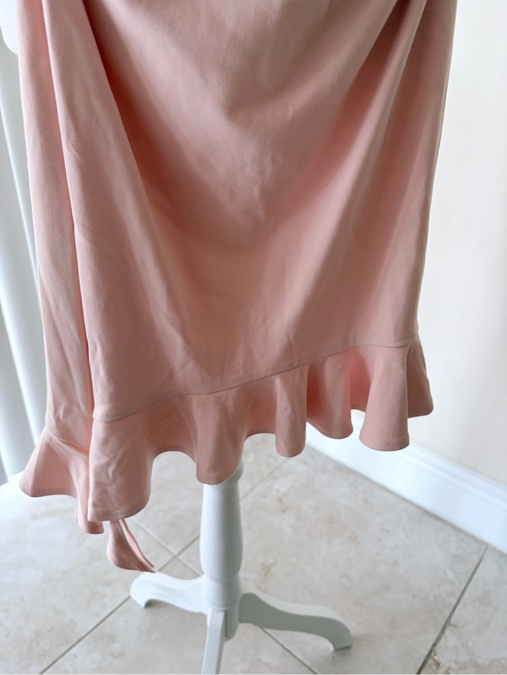 Aritzia Wilfred-Sleeveless Pink Ruffle Hem Midi Dress - Picture 7 of 11